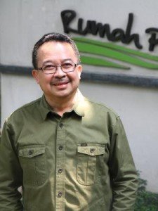 2034362Rhenald-Kasali300x400